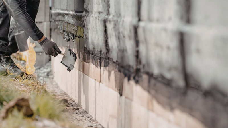 Des travaux d'isolation de mur extérieur à Chatou
