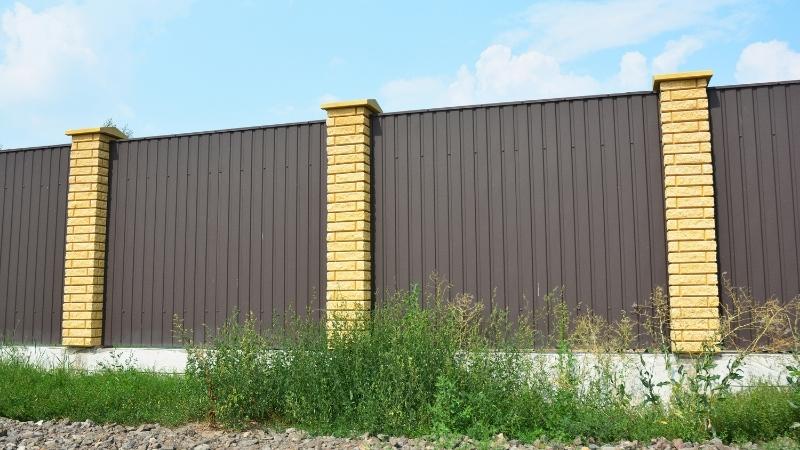 Pose de clôture dans le 92 : délimitez votre espace
