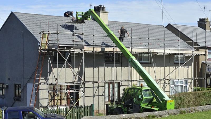 Une intervention pour la réparation d'une toiture à Bezons